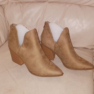 Bella Marie Tan Ankle Booties Size 10